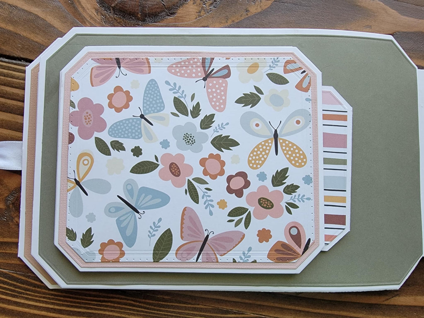 Sunshine & Clouds Girls Artisan Album