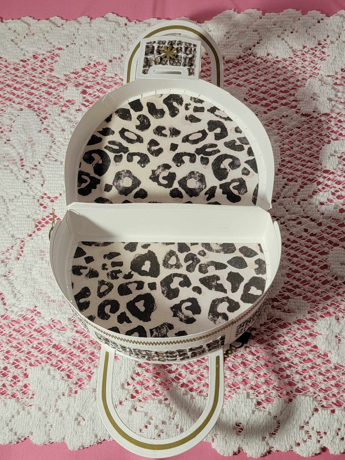 3D Textured Paper Handbag Gift Box - Exotic Snake Skin Design